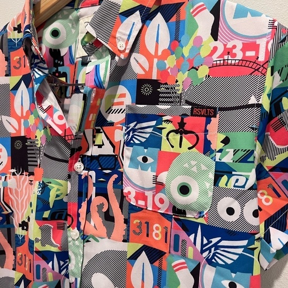 Boys XL Pixar “Far Out Mashup” - Picture 3 of 4